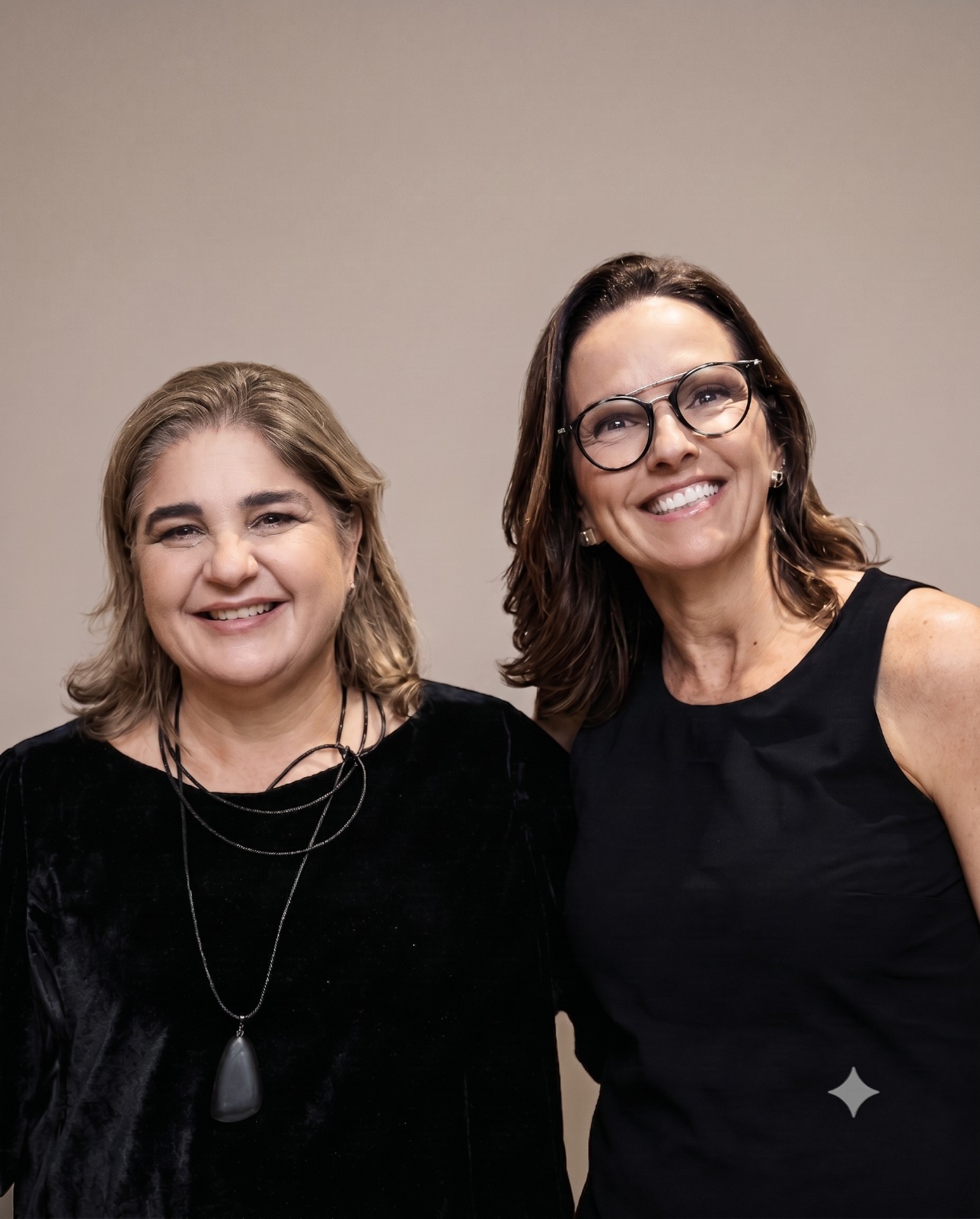 Alejandra Saravia Affonso e Carolina Chaves Rodrigues